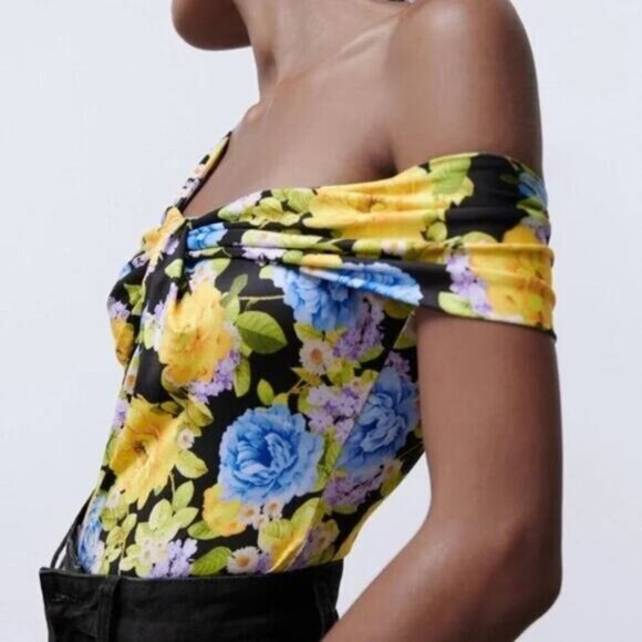 NEW ZARA Printed Knot Floral Bodysuit Size Small - Picture 3 of 9